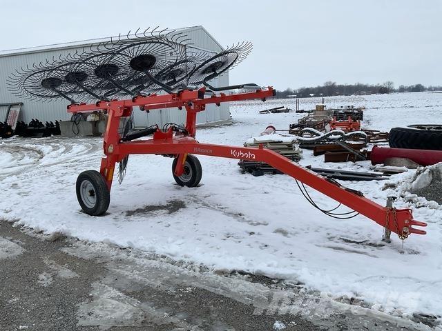 Kubota RA108CR Rakes and tedders