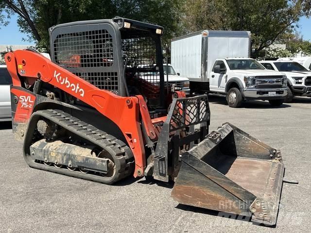 Kubota SVL75-2 Skid steer loaders