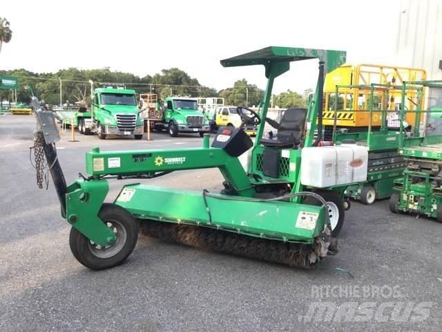 Lay-Mor SM300 Indoor sweepers