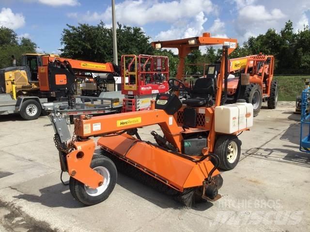Lay-Mor SM300 Indoor sweepers
