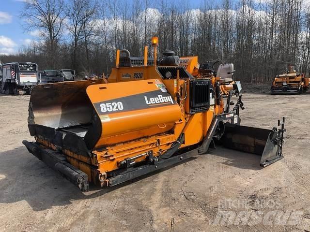 LeeBoy 8520 Asphalt pavers