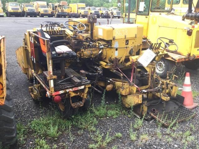 LeeBoy :other Asphalt pavers
