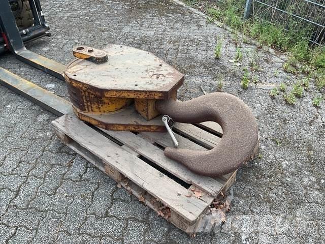 Liebherr  Crane parts and equipment