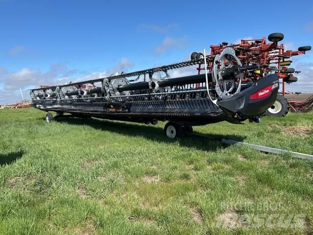 MacDon FD2 Combine harvester heads