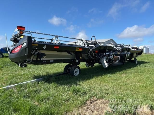 MacDon FD2 Combine harvester heads