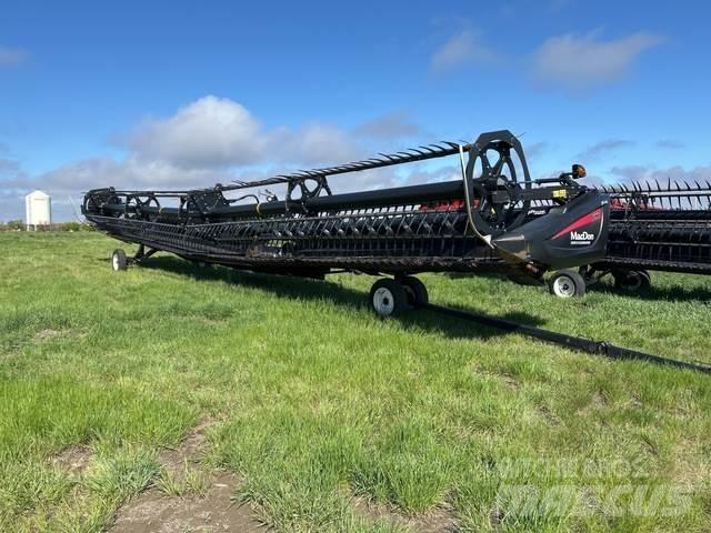 MacDon FD75-D Combine harvester heads