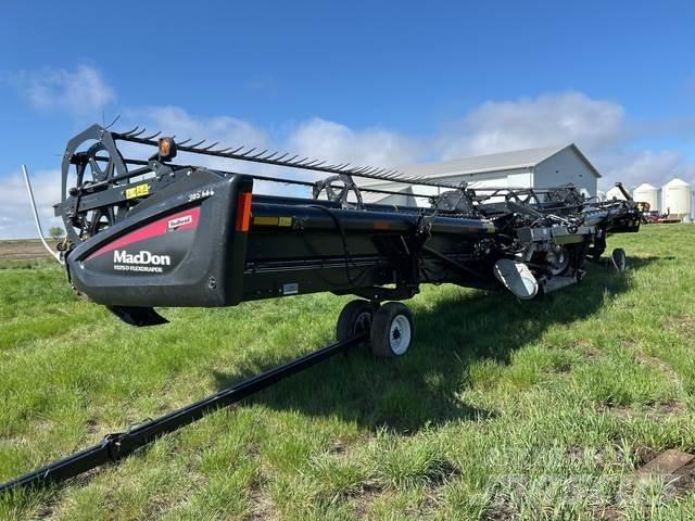 MacDon FD75-D Combine harvester heads