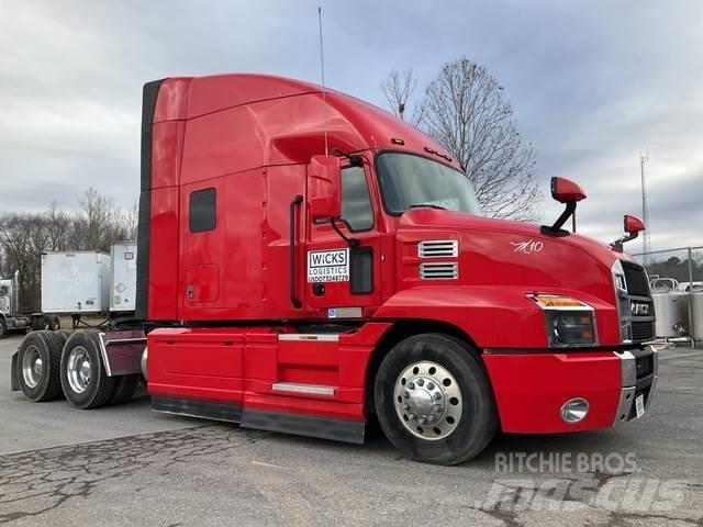 Mack AN64T Prime Movers