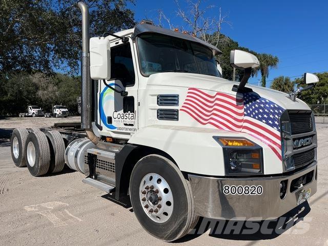 Mack AN64T Prime Movers