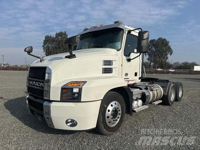 Mack Anthem Prime Movers