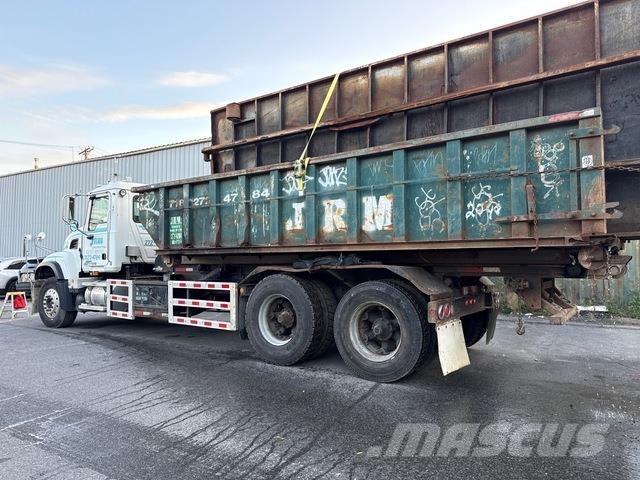 Mack CV713 Skip bin truck