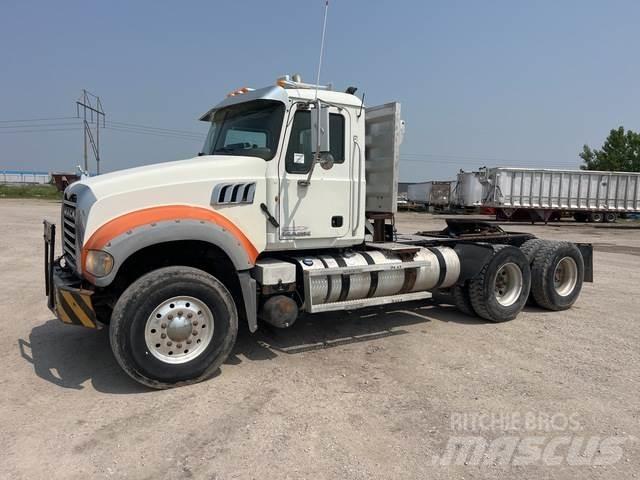 Mack GU713 Prime Movers