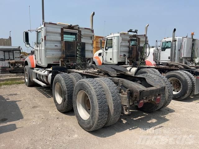 Mack GU713 Prime Movers