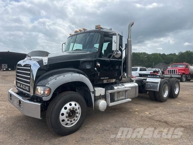 Mack GU713 Prime Movers