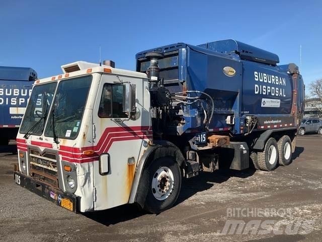 Mack LEU633 Waste trucks