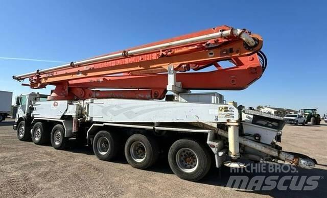 Mack MR688S Concrete pumps