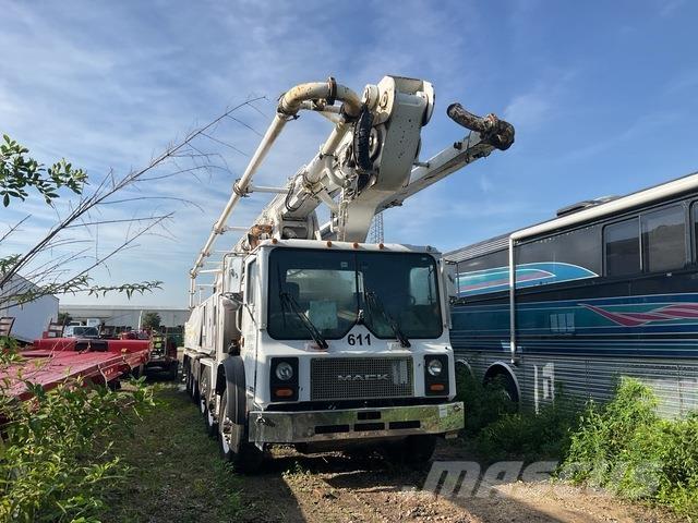Mack MR688S Concrete pumps