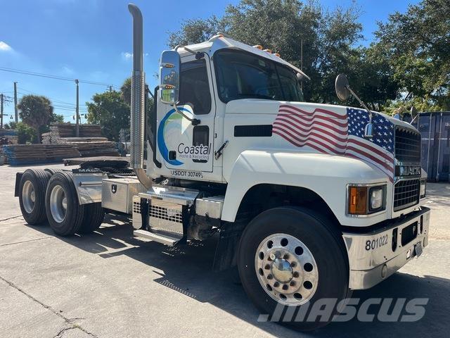 Mack PI64T Prime Movers