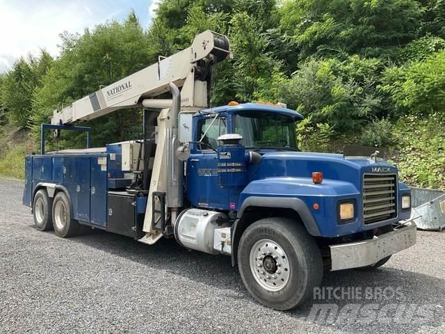 Mack RD688S Other trucks