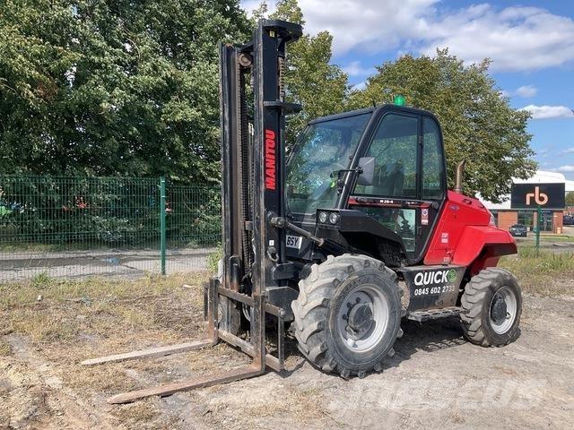 Manitou M26-4 Rough terrain truck