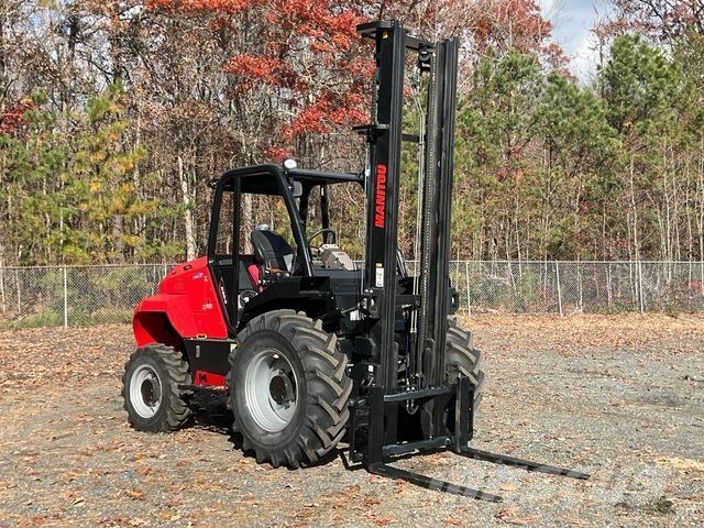 Manitou M30-4 Rough terrain truck