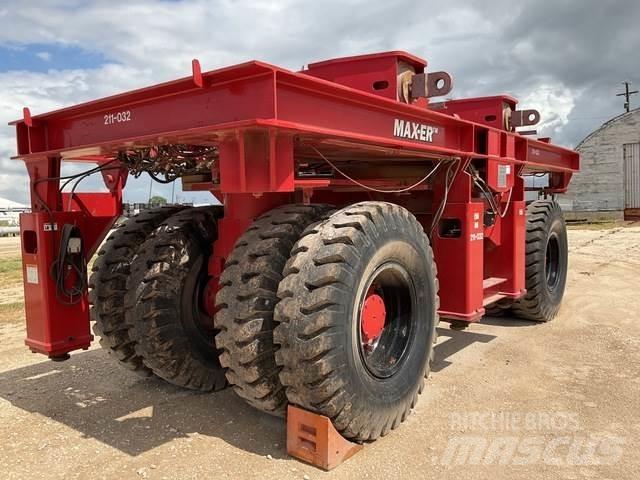 Manitowoc 2250 Crane parts and equipment