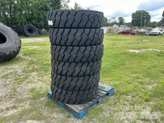  Maxam MS701 Tyres, wheels and rims