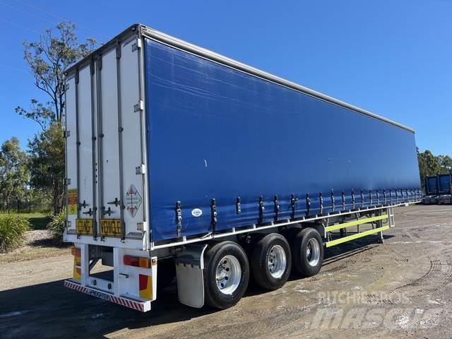 MaxiTrans  Curtainsider trailers