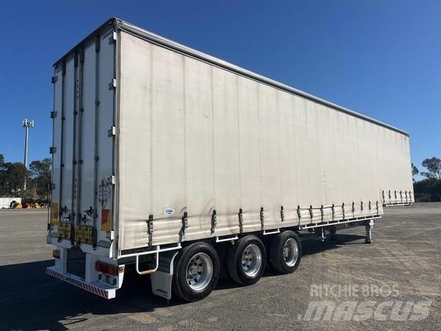 MaxiTrans  Curtainsider trailers
