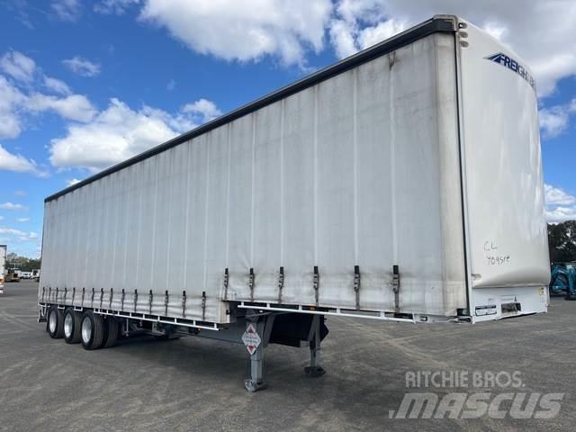 MaxiTrans  Curtainsider trailers