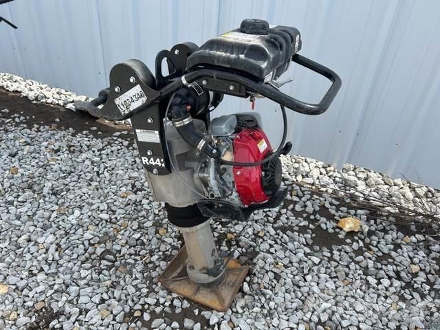 MBW R442 Tampers
