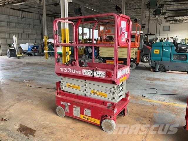 MEC 1330SE Scissor lifts