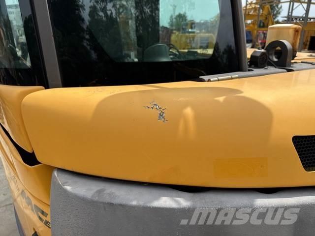 Mecalac 714MC Crawler excavators