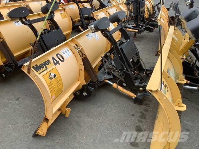 Meyer LP-9.0 Snow blades and plows