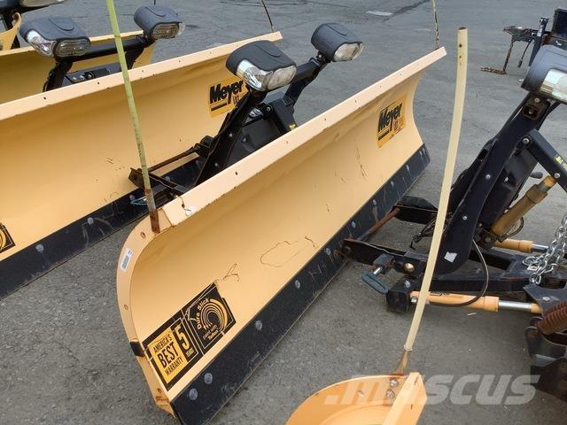 Meyer LP-9.0 Snow blades and plows