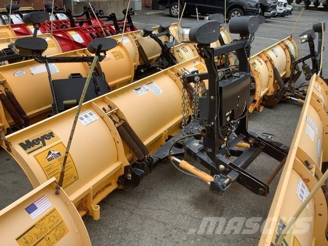 Meyer LP-9.0 Snow blades and plows