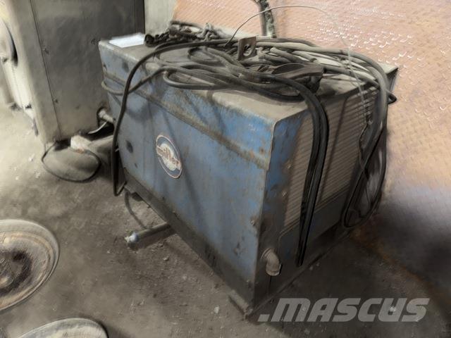 Miller SRH-444 Welding Equipment