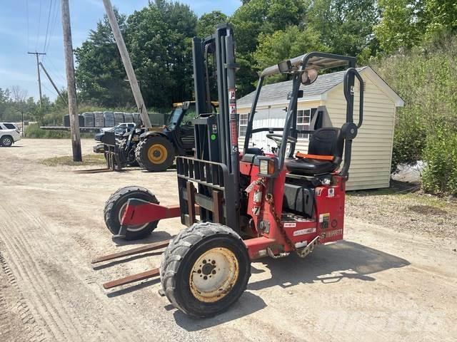 Moffett M45P Truck mounted forklifts
