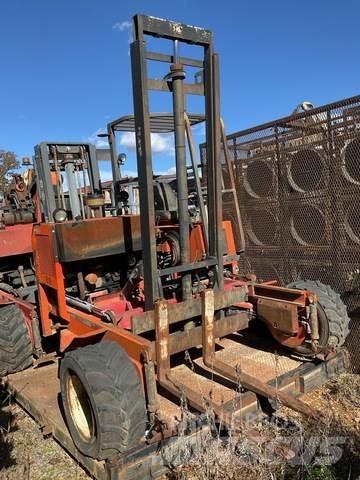 Moffett M5000 Truck mounted forklifts