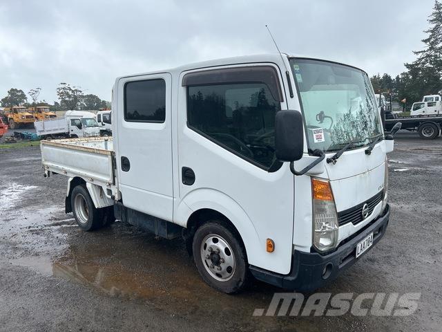 Nissan Atlas Flatbed / Dropside trucks
