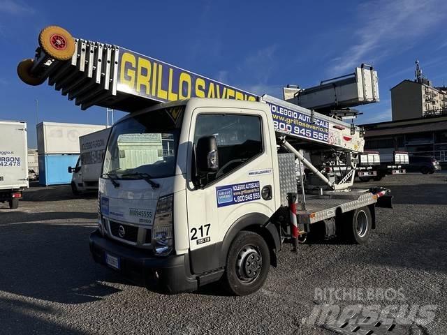 Nissan NT400 Truck mounted platforms