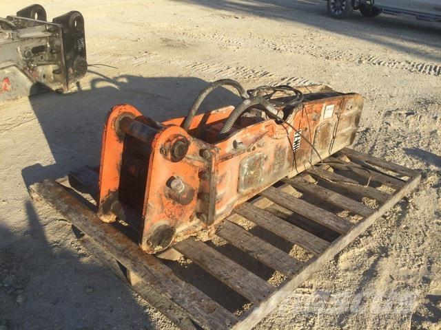 NPK GH-9 Hammers / Breakers