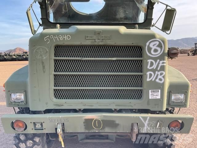 Oshkosh MK25 Box trucks