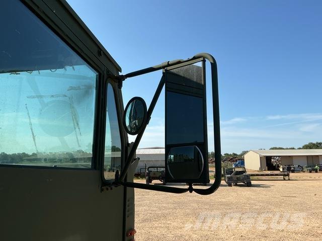 Oshkosh MKR18 Other trucks