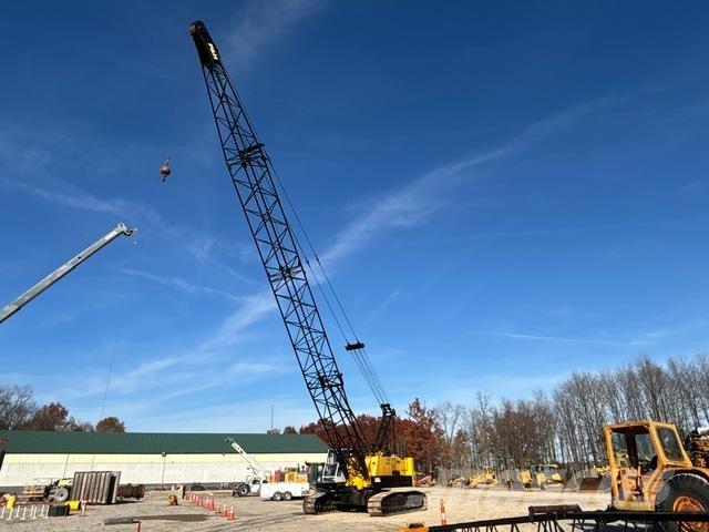 P&H 5060 Track mounted cranes