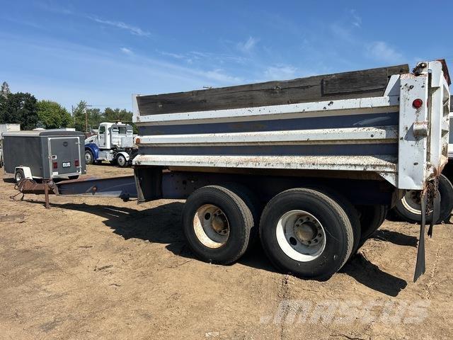 Peerless  Tipper trailers