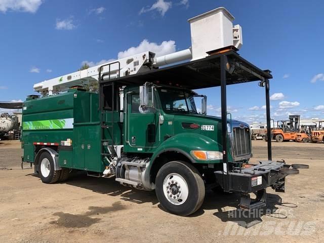 Peterbilt  Truck mounted platforms