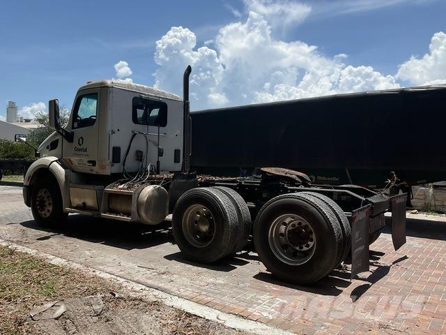 Peterbilt  Prime Movers