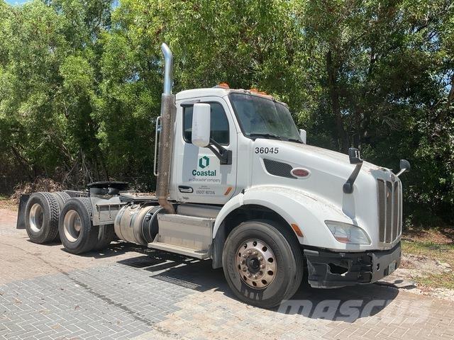 Peterbilt  Prime Movers