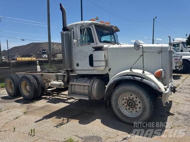 Peterbilt 357 Prime Movers